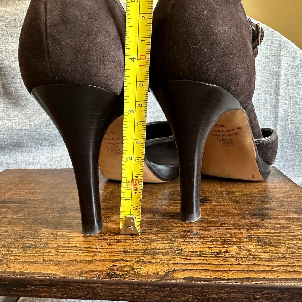 *Final Sale Price*  Ann Taylor brown suede heels platform pump - Picture 12 of 15
